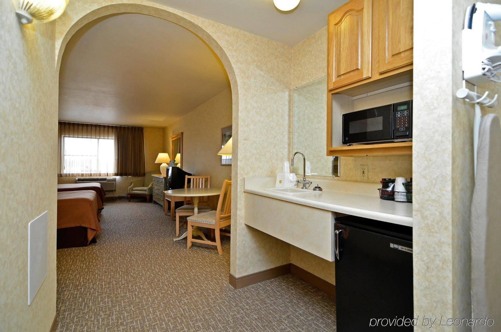 Western West Hills Hotel